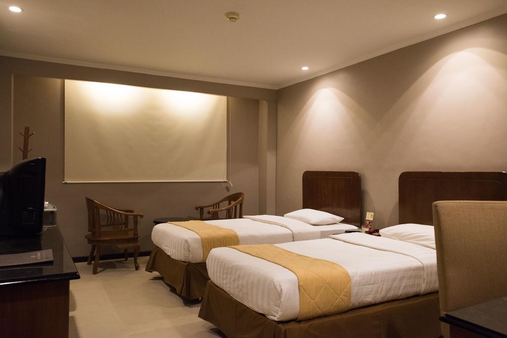 Hotel Gajahmada Pontianak Szoba fotó
